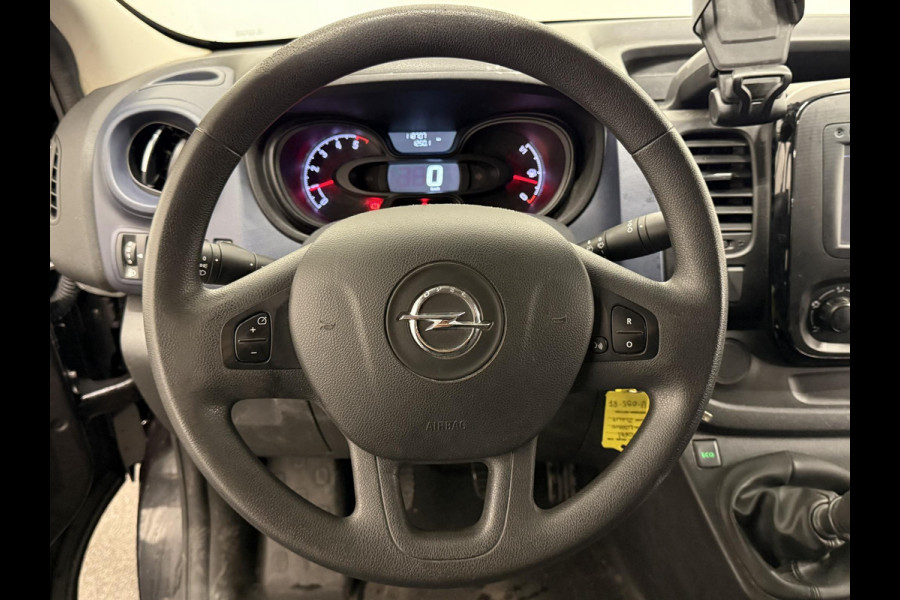 Opel Vivaro 1.6 CDTI L2H1 Dubbele Cabine Edition Airco Cruise Control Navigatie Imperiaal Trekhaak APK t/m 10-'26