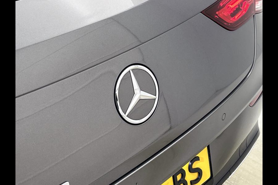 Mercedes-Benz CLA-Klasse Shooting Brake 250 e Business Solution AMG Limited 5 spaaks lichtmetalen velgen | MBUX wide screen | Navigatie | Parking support met camera achter | Inclusief 24 maanden MB Certified garantie voor Europa.