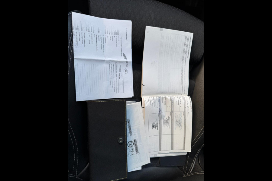 Renault Kadjar TCe 140 EDC Bose Trekhaak / Navi / Full LED / Clima / LM velgen