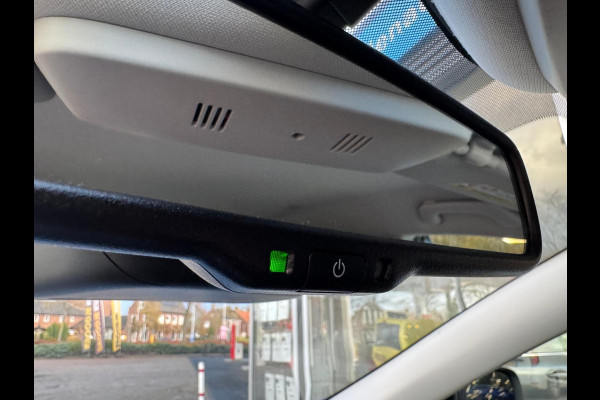 Renault Kadjar TCe 140 EDC Bose Trekhaak / Navi / Full LED / Clima / LM velgen