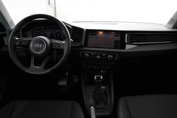 Audi A1 Sportback 30 TFSI 115pk Automaat Audi A1 Sportback 30 TFSI Automaat | Navigatie | Climate Control | Virtual Cockpit | Bluetooth | Cruise control | Lichtmetalen Velgen | Parkeer sensoren