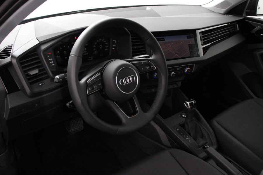 Audi A1 Sportback 30 TFSI 115pk Automaat Audi A1 Sportback 30 TFSI Automaat | Navigatie | Climate Control | Virtual Cockpit | Bluetooth | Cruise control | Lichtmetalen Velgen | Parkeer sensoren