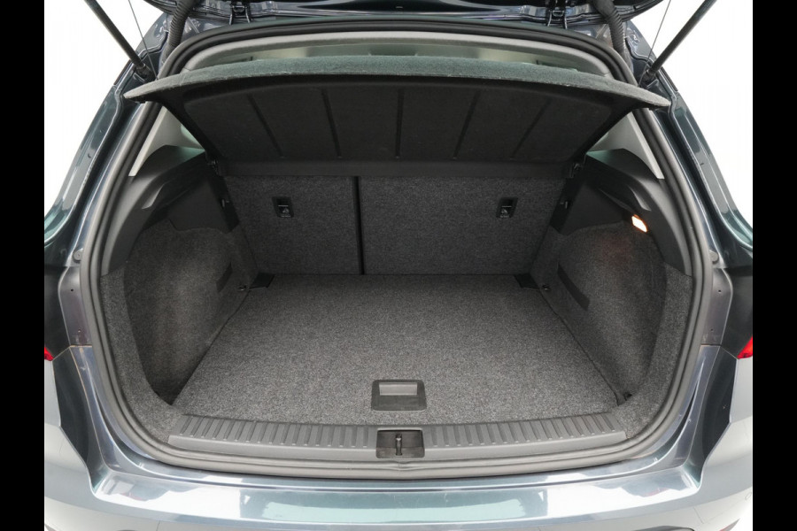 Seat Arona 1.0 TSI 95pk Style Business Intense Navigatie Camera Acc Side ass. Argon