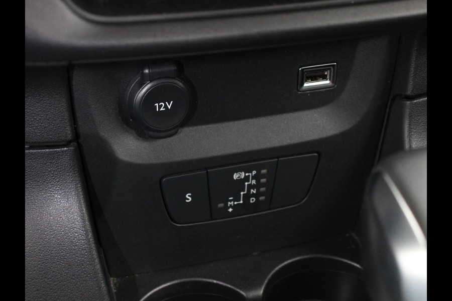 Citroën C3 1.2 PureTech Max Automaat  Airco Navigatie d.m.v.Apple carplay / Android Auto Parksensoren Lichtmetalen Velgen