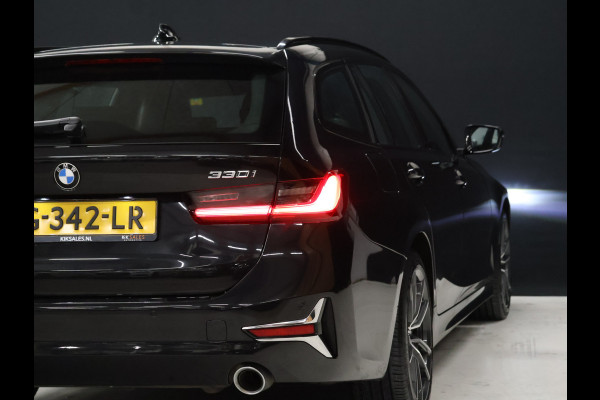 BMW 3 Serie Touring 330i High Executive NW TYPE [APPLE CARPLAY, PDC V+A, CRUISE CONTROL, HARMAN/KARDON, STOELVERWARMING, AUTOMATISCHE ACHTERKLEP, AUTOMATISCHE AIRCO, NIEUWSTAAT]