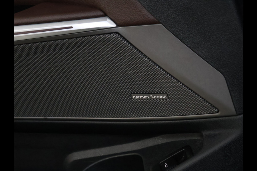 BMW 3 Serie Touring 330i High Executive NW TYPE [APPLE CARPLAY, PDC V+A, CRUISE CONTROL, HARMAN/KARDON, STOELVERWARMING, AUTOMATISCHE ACHTERKLEP, AUTOMATISCHE AIRCO, NIEUWSTAAT]