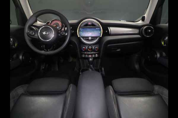 MINI Mini 1.5 Cooper Chili [CAMERA, APPLE CARPLAY, LM VELGEN, LED, HARMAN/KARDON, PDC V+A, CRUISE CONTROL, AUTOMATISCHE AIRCO, NIEUWSTAAT]