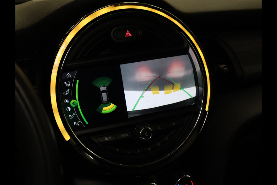 MINI Mini 1.5 Cooper Chili [CAMERA, APPLE CARPLAY, LM VELGEN, LED, HARMAN/KARDON, PDC V+A, CRUISE CONTROL, AUTOMATISCHE AIRCO, NIEUWSTAAT]