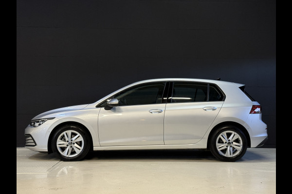 Volkswagen Golf 1.5 TSI Life Business | Memory stoelen | Camera | Full LED | Apple Carplay