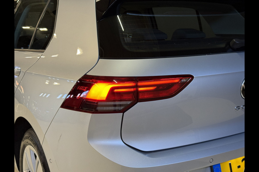 Volkswagen Golf 1.5 TSI Life Business | Memory stoelen | Camera | Full LED | Apple Carplay