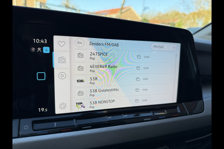 Volkswagen Golf 1.5 TSI Life Business | Memory stoelen | Camera | Full LED | Apple Carplay