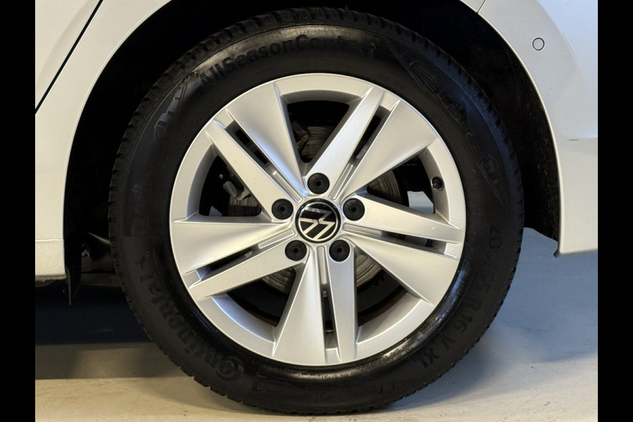 Volkswagen Golf 1.5 TSI Life Business | Memory stoelen | Camera | Full LED | Apple Carplay