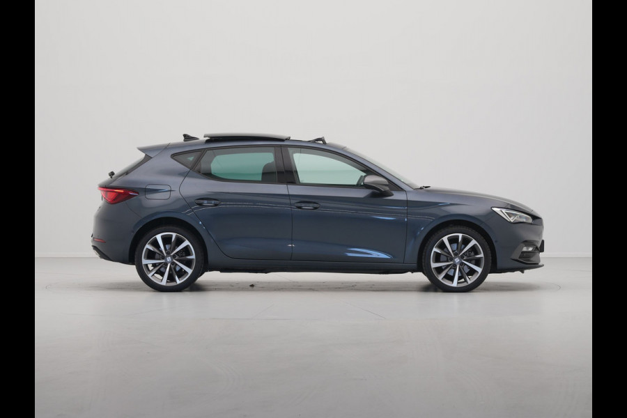 Seat Leon 1.4 TSI eHybrid PHEV 204pk FR Business Intense Panorama Navigatie Stoel/stuurverwarming Keyless Acc 341