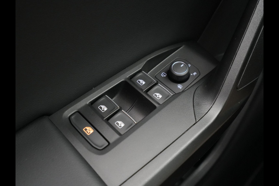 Seat Leon 1.4 TSI eHybrid PHEV 204pk FR Business Intense Panorama Navigatie Stoel/stuurverwarming Keyless Acc 341