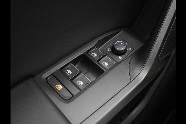 Seat Leon 1.4 TSI eHybrid PHEV 204pk FR Business Intense Panorama Navigatie Stoel/stuurverwarming Keyless Acc 341