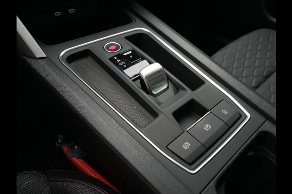 Seat Leon 1.4 TSI eHybrid PHEV 204pk FR Business Intense Panorama Navigatie Stoel/stuurverwarming Keyless Acc 341