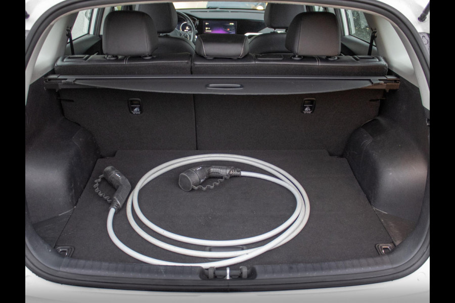 Kia e-Niro DynamicLine 64 kWh | Keyless | Camera | Navigatie | Carplay | DAB+ |