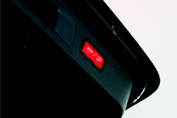 Mercedes-Benz GLC 300e 4MATIC AMG 320PK | Pano | Sfeer | Leder | Stoelverw.+vent. | 12 MND Garantie