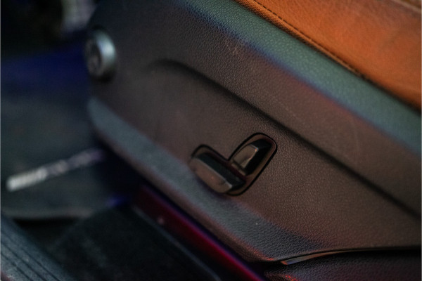 Mercedes-Benz GLC 300e 4MATIC AMG 320PK | Pano | Sfeer | Leder | Stoelverw.+vent. | 12 MND Garantie