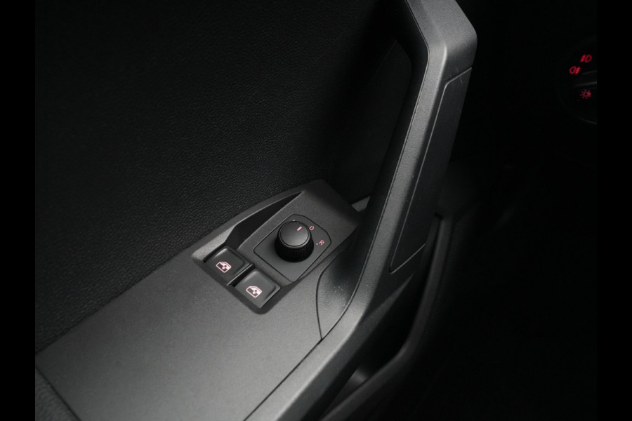 Seat Ibiza 1.0 MPI 80pk Reference Navi via app Cruise Clima Multistuur 326