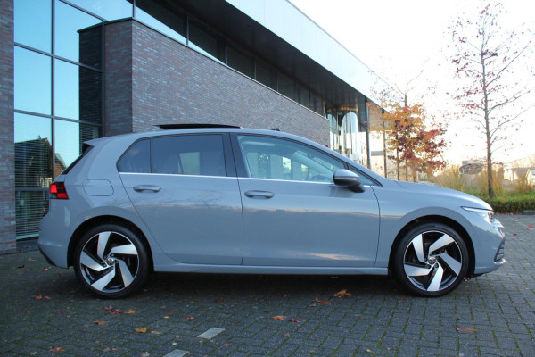 Volkswagen Golf 1.5 eTSI Style