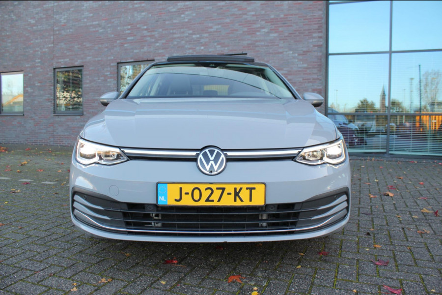 Volkswagen Golf 1.5 eTSI Style