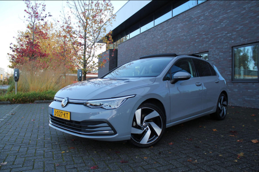 Volkswagen Golf 1.5 eTSI Style