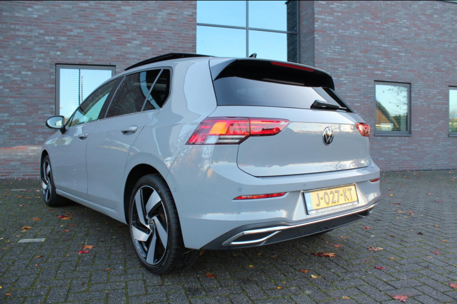 Volkswagen Golf 1.5 eTSI Style