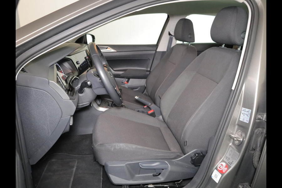 Volkswagen Polo 1.0 TSI Comfortline 95 pk | Navigatie | Parkeersensoren | Adaptieve cruise control | Apple Carplay/Android Auto |