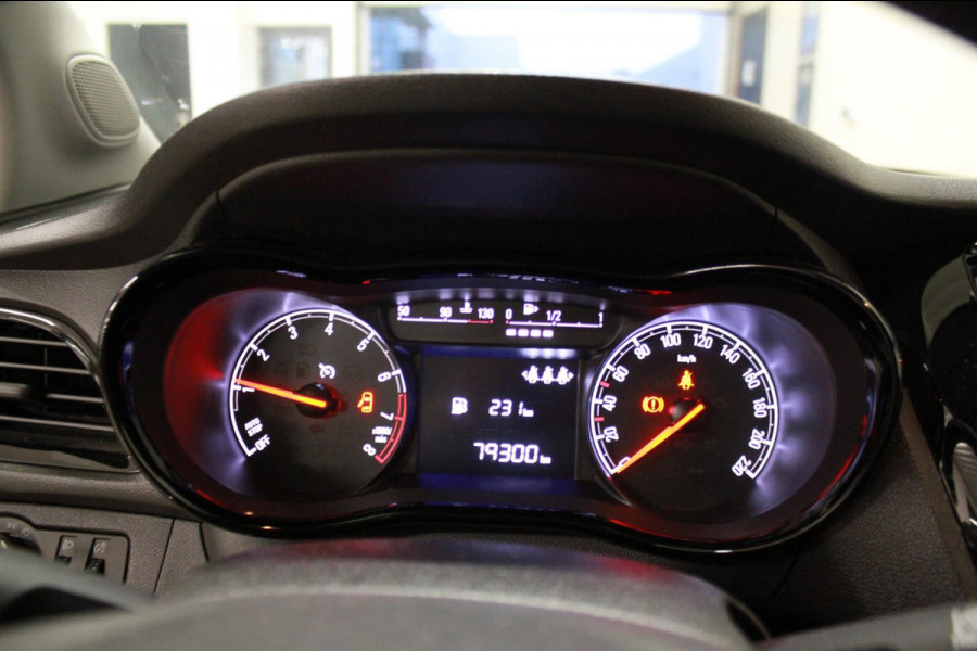 Opel KARL 1.0 Rocks Online Edition