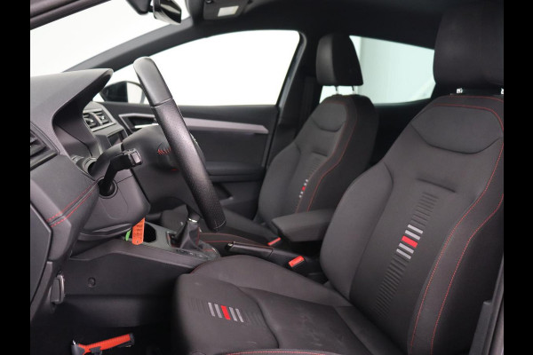 Seat Ibiza 1.0 TSI FR Intense | Trekhaak | Camera | Carplay | Navigatie | Climate control | Parkeerhulp | Cruise control