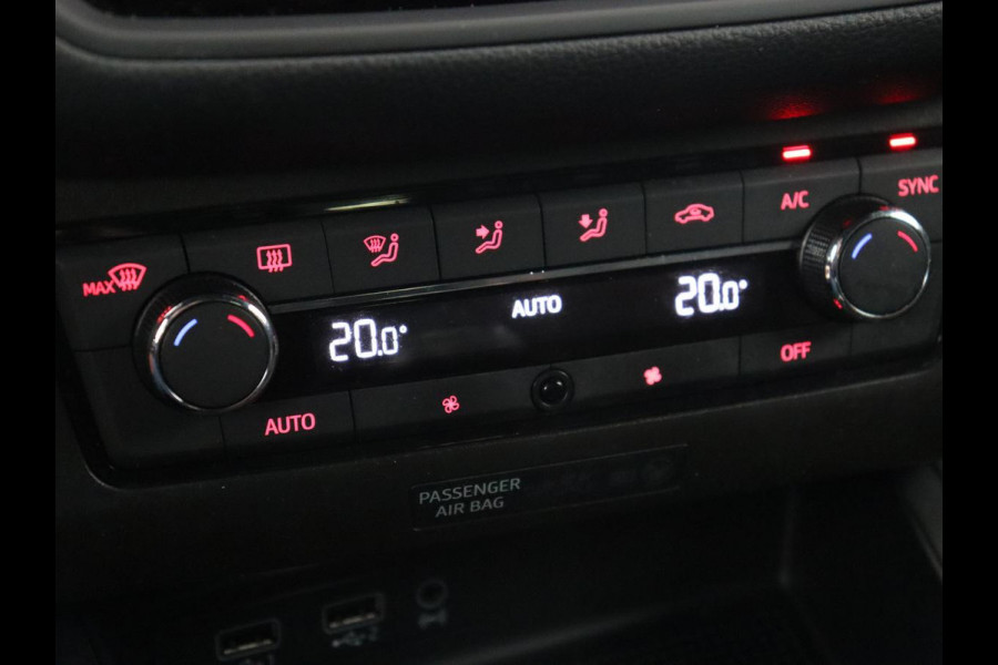 Seat Ibiza 1.0 TSI FR Intense | Trekhaak | Camera | Carplay | Navigatie | Climate control | Parkeerhulp | Cruise control