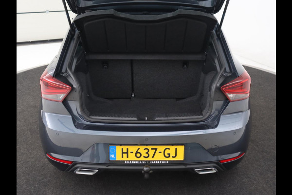 Seat Ibiza 1.0 TSI FR Intense | Trekhaak | Camera | Carplay | Navigatie | Climate control | Parkeerhulp | Cruise control