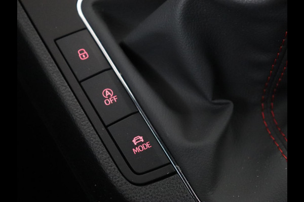 Seat Ibiza 1.0 TSI FR Intense | Trekhaak | Camera | Carplay | Navigatie | Climate control | Parkeerhulp | Cruise control