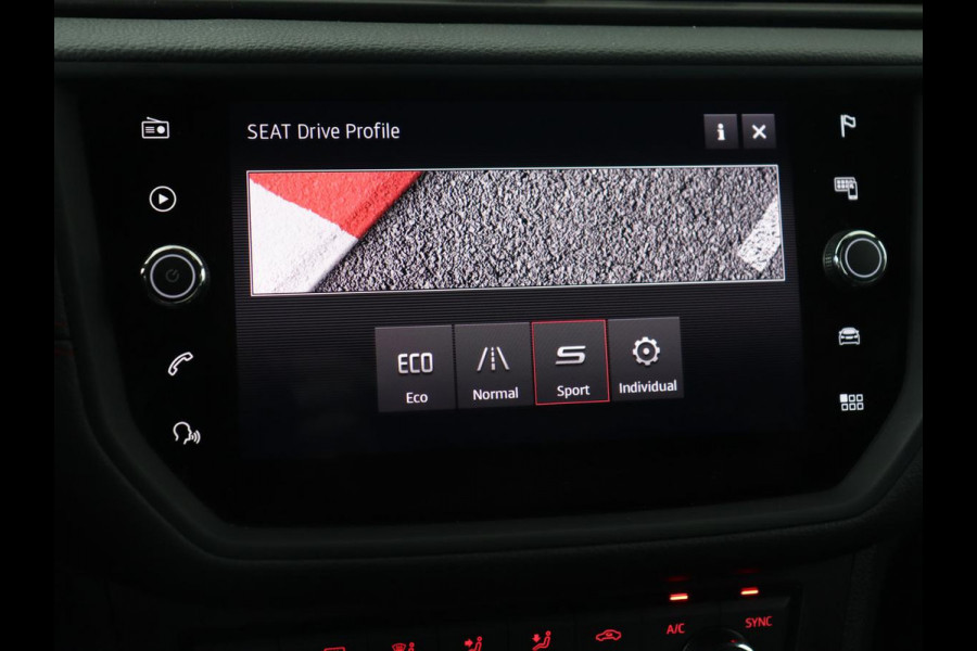 Seat Ibiza 1.0 TSI FR Intense | Trekhaak | Camera | Carplay | Navigatie | Climate control | Parkeerhulp | Cruise control