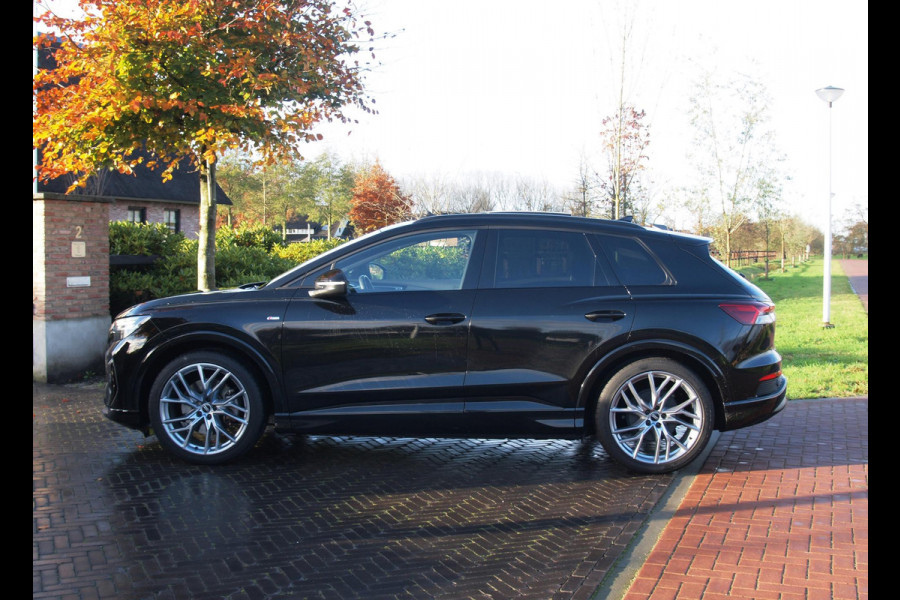 Audi Q4 e-tron 40 Launch edition S Competition 77 kWh | 2X S-Line | Panoramadak | Camera | Sonos | Sfeerverlichting |