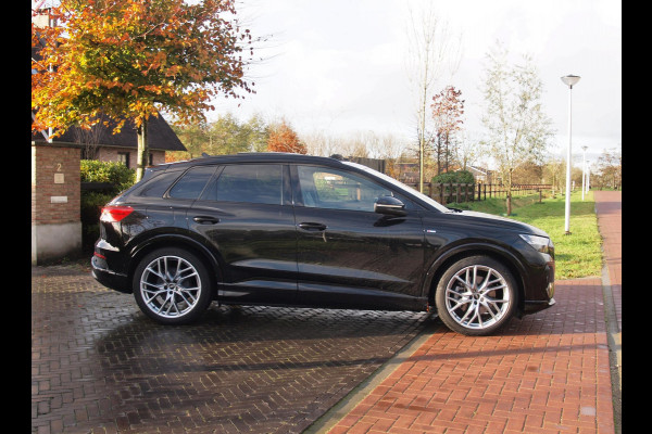 Audi Q4 e-tron 40 Launch edition S Competition 77 kWh | 2X S-Line | Panoramadak | Camera | Sonos | Sfeerverlichting |