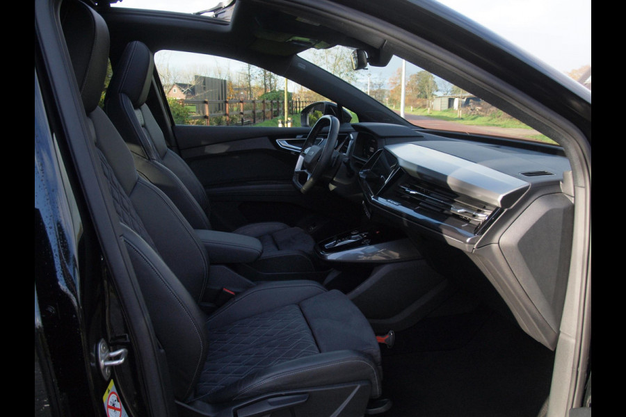 Audi Q4 e-tron 40 Launch edition S Competition 77 kWh | 2X S-Line | Panoramadak | Camera | Sonos | Sfeerverlichting |