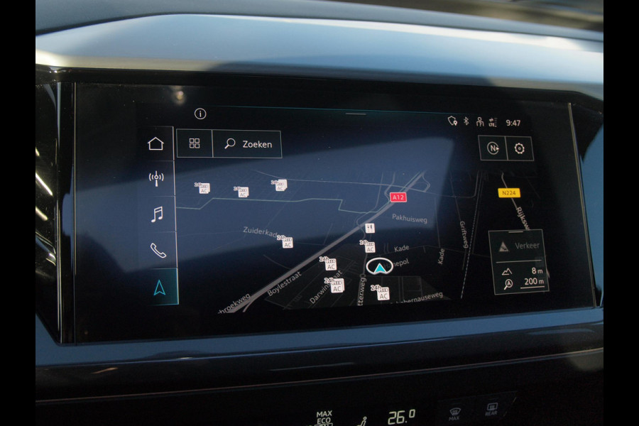 Audi Q4 e-tron 40 Launch edition S Competition 77 kWh | 2X S-Line | Panoramadak | Camera | Sonos | Sfeerverlichting |
