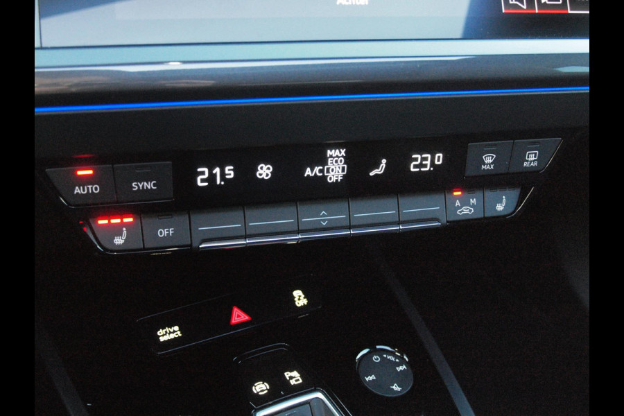 Audi Q4 e-tron 40 Launch edition S Competition 77 kWh | 2X S-Line | Panoramadak | Camera | Sonos | Sfeerverlichting |