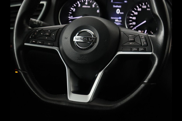 Nissan QASHQAI 1.2 N-Connecta | Panoramadak | Trekhaak | 360 Camera | Navigatie | Keyless | Climate control | Cruise control