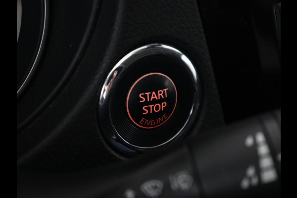 Nissan QASHQAI 1.2 N-Connecta | Panoramadak | Trekhaak | 360 Camera | Navigatie | Keyless | Climate control | Cruise control