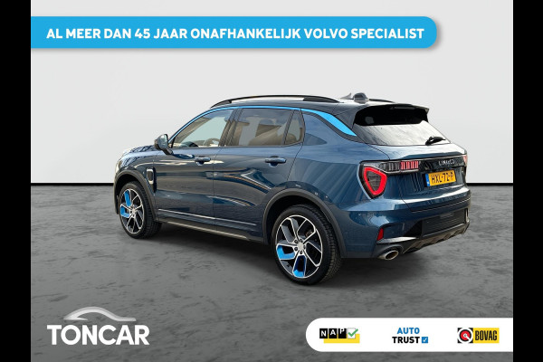 Lynk & Co 01 1.5 Plug in Hybrid 261pk | SkyRoof | 360° Camera | Climate Pack | Pilot Assist | Park Assist | Carplay Android auto