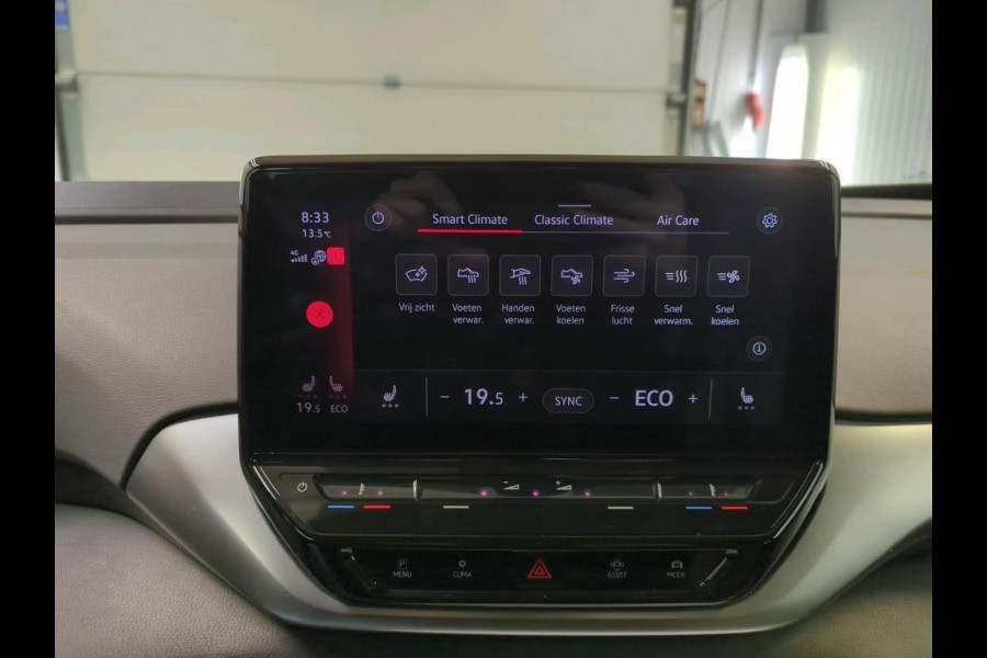 Volkswagen ID.4 First 77 kWh | Trekhaak | Camera | Carplay | Navi |