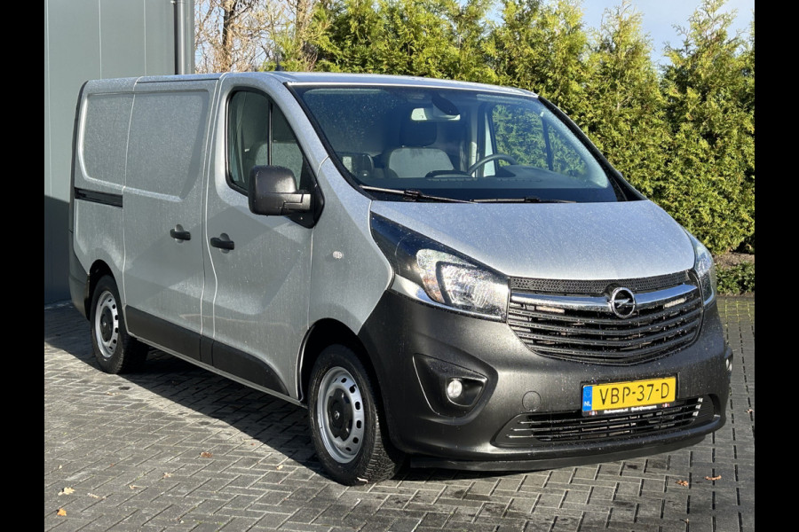 Opel Vivaro 1.6 CDTI 126 PK / L1H1 / 1e EIG. / TREKHAAK / ACHTERKLEP / AIRCO / CRUISE / NAVI / CAMERA / BLUETOOTH