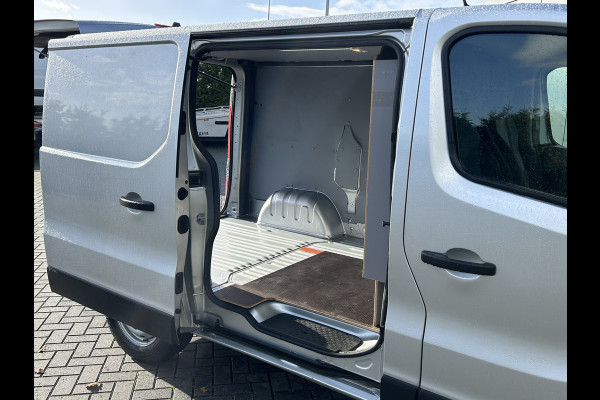 Opel Vivaro 1.6 CDTI 126 PK / L1H1 / 1e EIG. / TREKHAAK / ACHTERKLEP / AIRCO / CRUISE / NAVI / CAMERA / BLUETOOTH