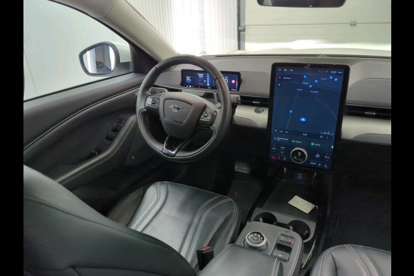 Ford Mustang Mach-E Aut. 75 kWh | Panorama | Leder | Navi | B&O Sound | 360 Camera |