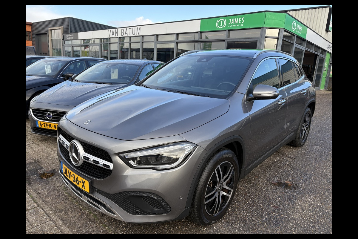 Mercedes-Benz GLA 250 e Progressive