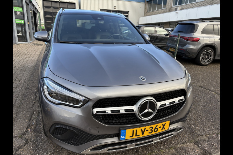 Mercedes-Benz GLA 250 e Progressive