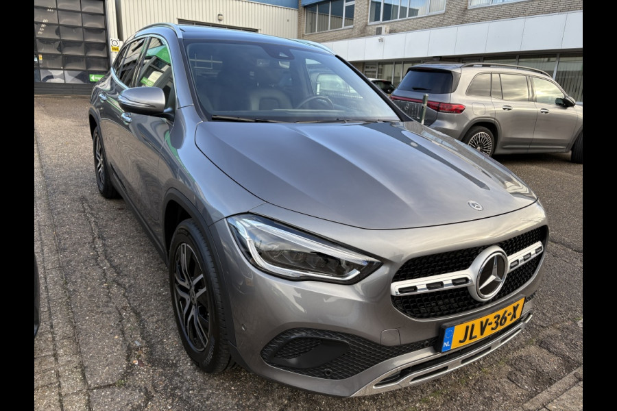 Mercedes-Benz GLA 250 e Progressive